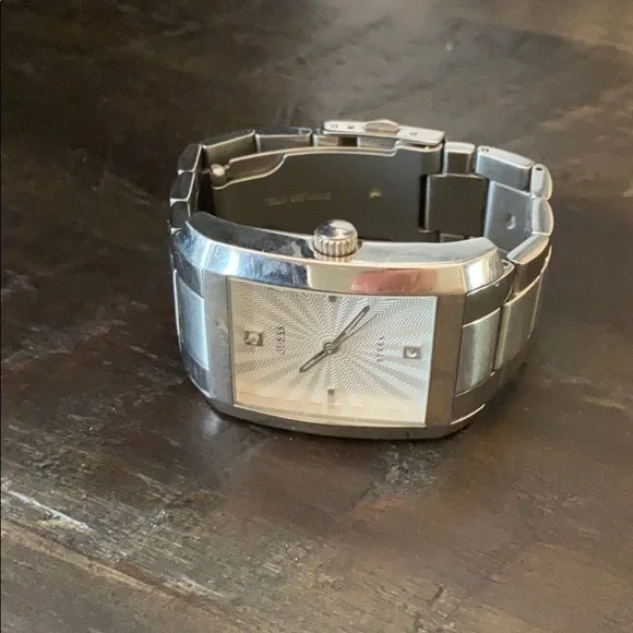 GUESS Stainless Steel Watch Unisex. Gorgeous! Amazon.com: GUESS Men Stainless Steel Quartz Watch with  main image 4
